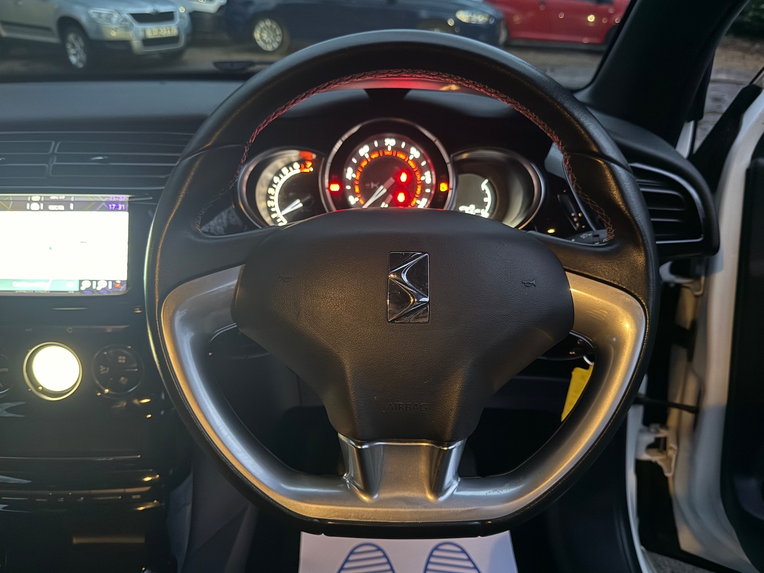 Used DS Automobiles DS 3 2017 for sale - 77110160: Photo 12