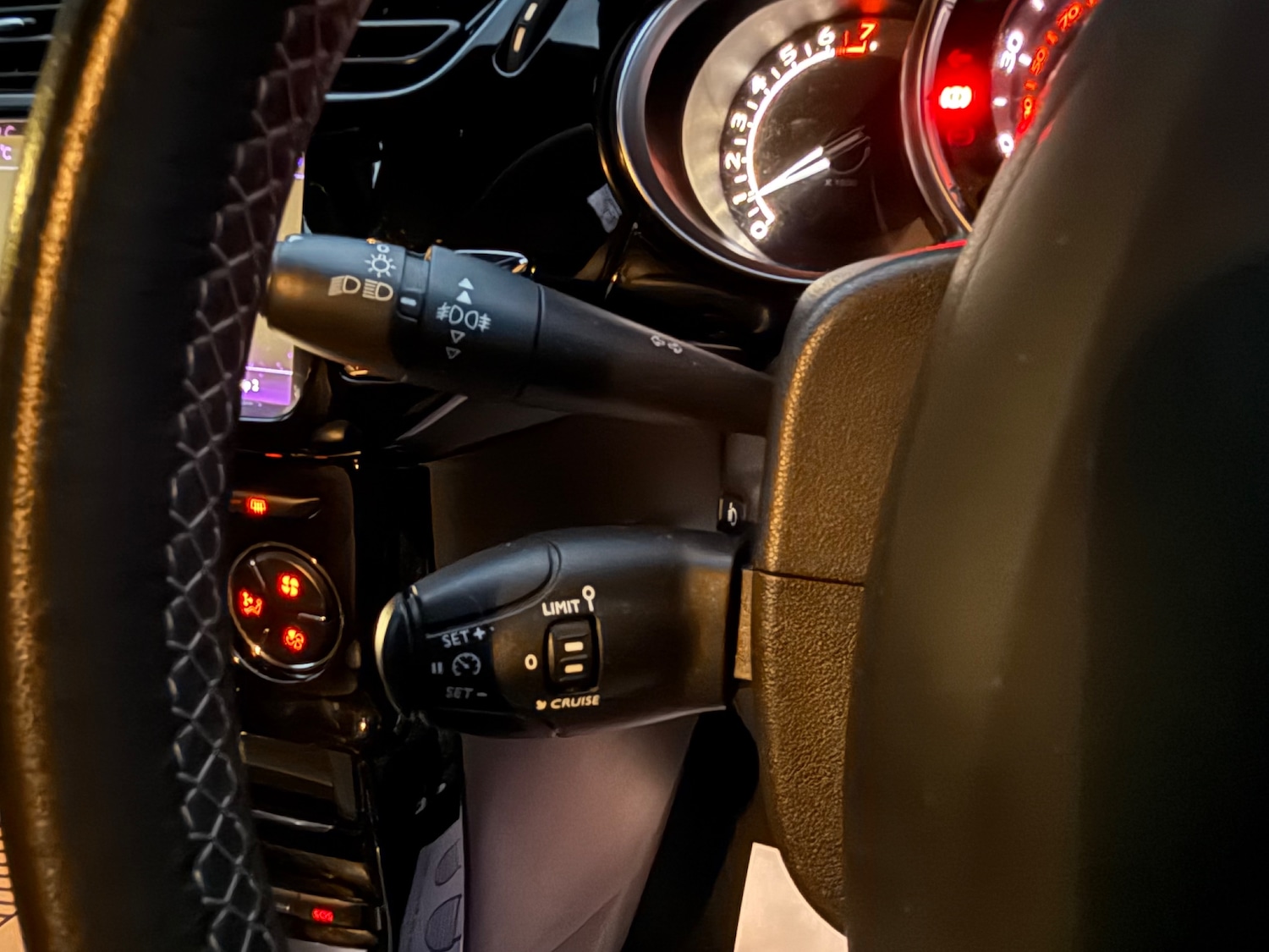 Used DS Automobiles DS 3 2017 for sale - 77110160: Photo 19