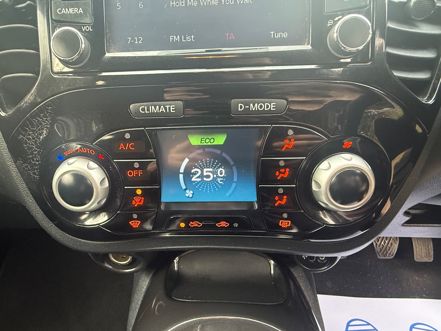 Used Nissan Juke 2014 for sale - 77911349: Photo 15