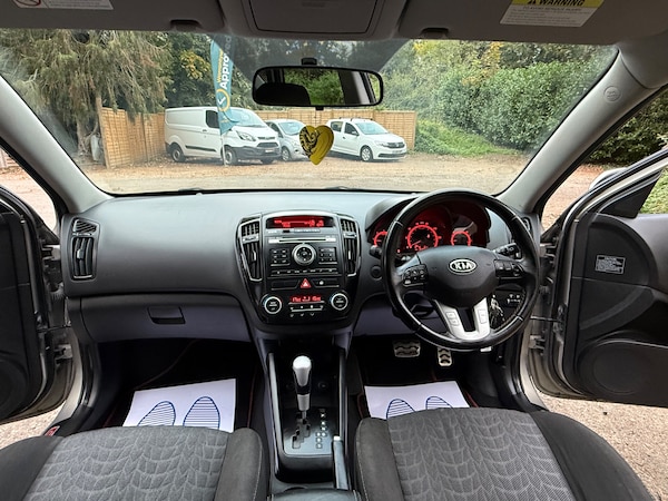 Used Kia Ceed 2011 for sale - 76281100: Photo 11