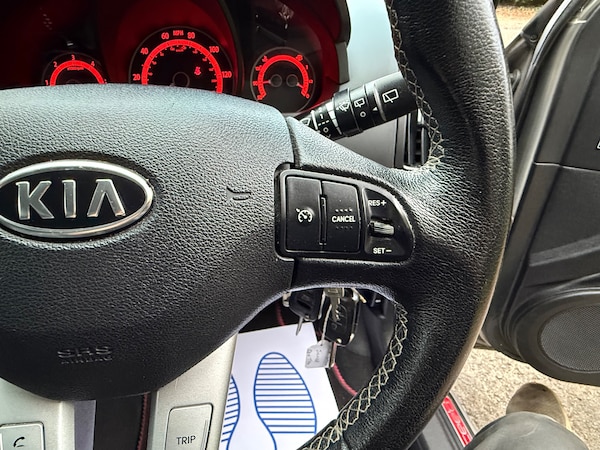 Used Kia Ceed 2011 for sale - 76281100: Photo 14