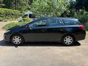 Used Toyota Auris 2015 for sale - 79222595: Photo