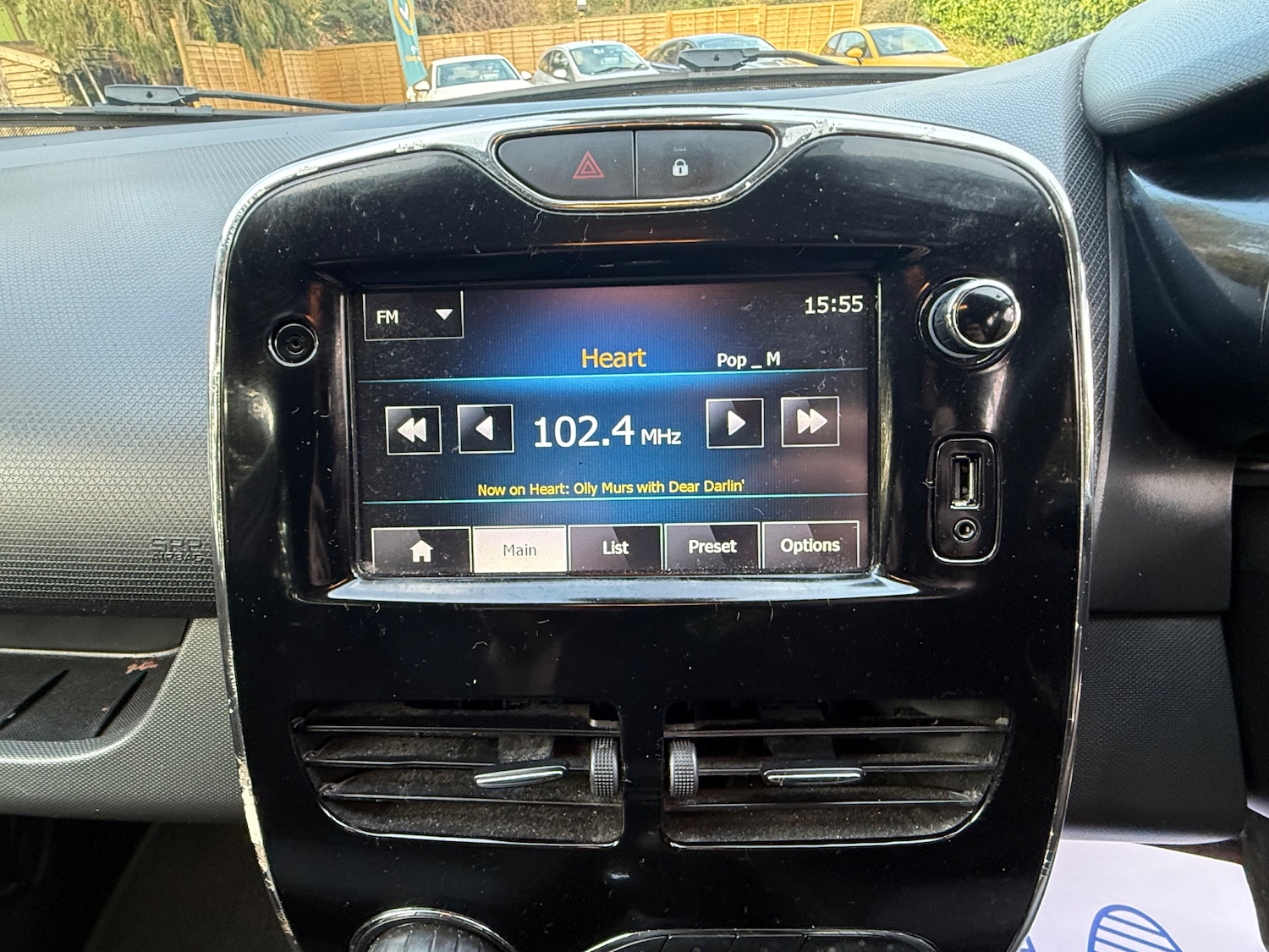 Used Renault Clio 2014 for sale - 77834733: Photo 15