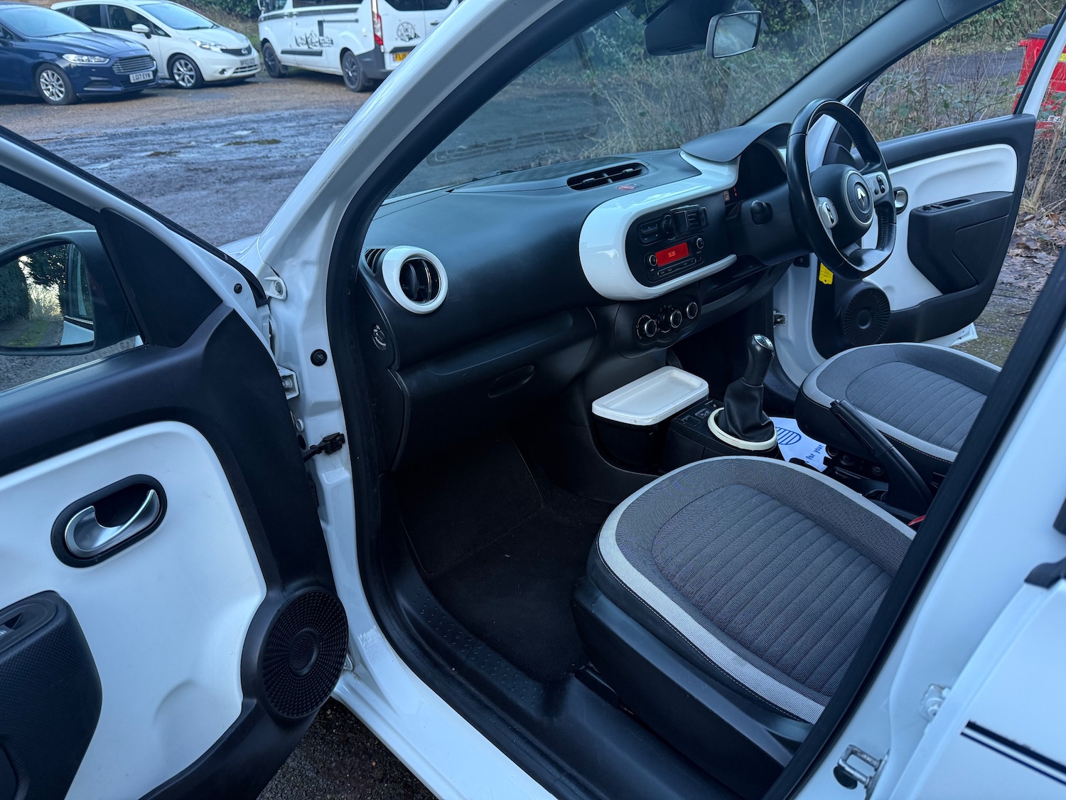 Used Renault Twingo 2015 for sale - 77436349: Photo 10