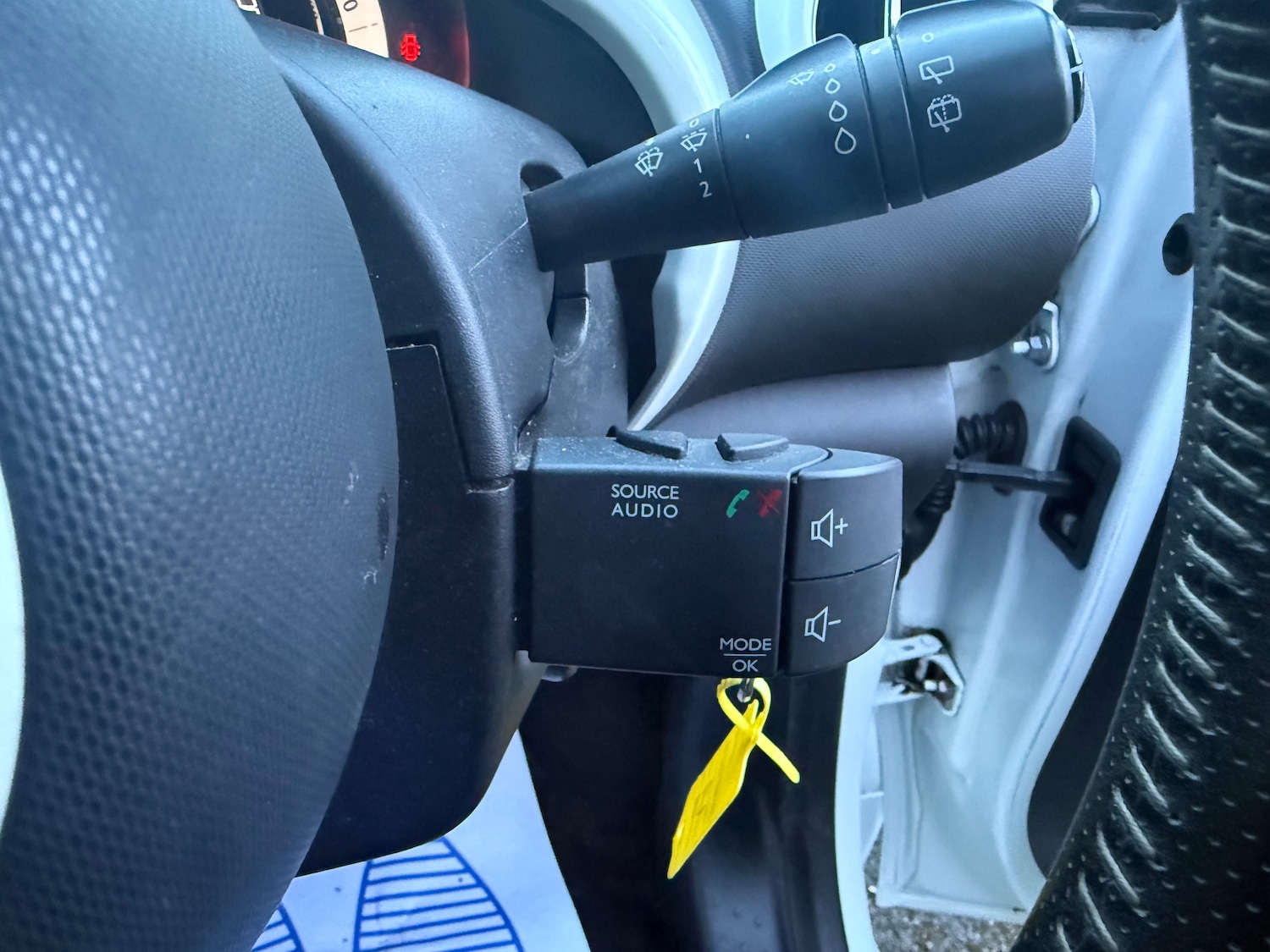 Used Renault Twingo 2015 for sale - 77436349: Photo 19