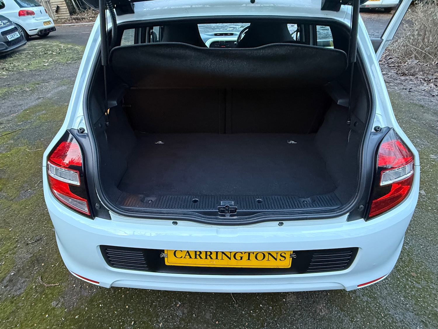 Used Renault Twingo 2015 for sale - 77436349: Photo 22