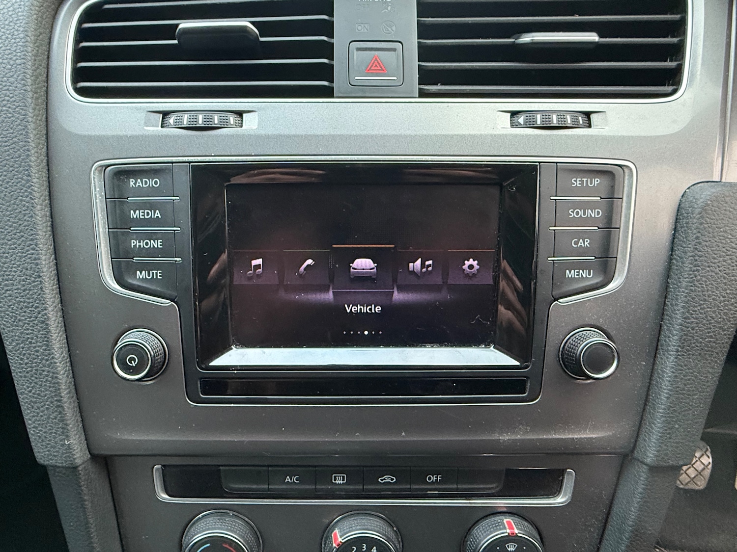 Used Volkswagen Golf 2014 for sale - 77171426: Photo 19