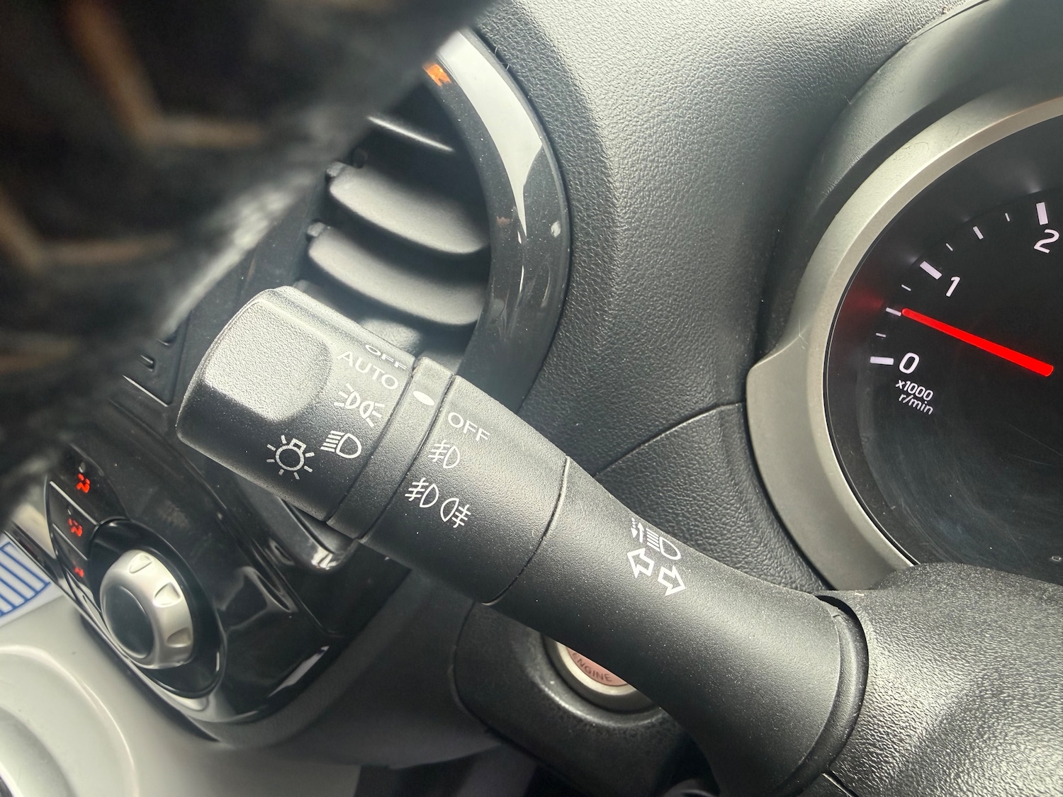 Used Nissan Juke 2012 for sale - 78150431: Photo 22