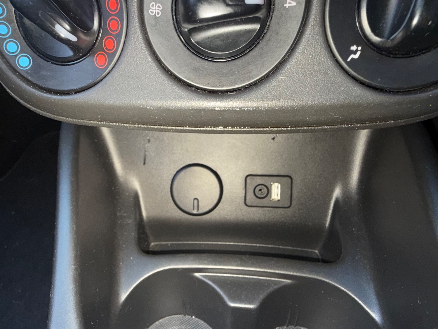 Used Vauxhall Corsa 2015 for sale - 77378286: Photo 14