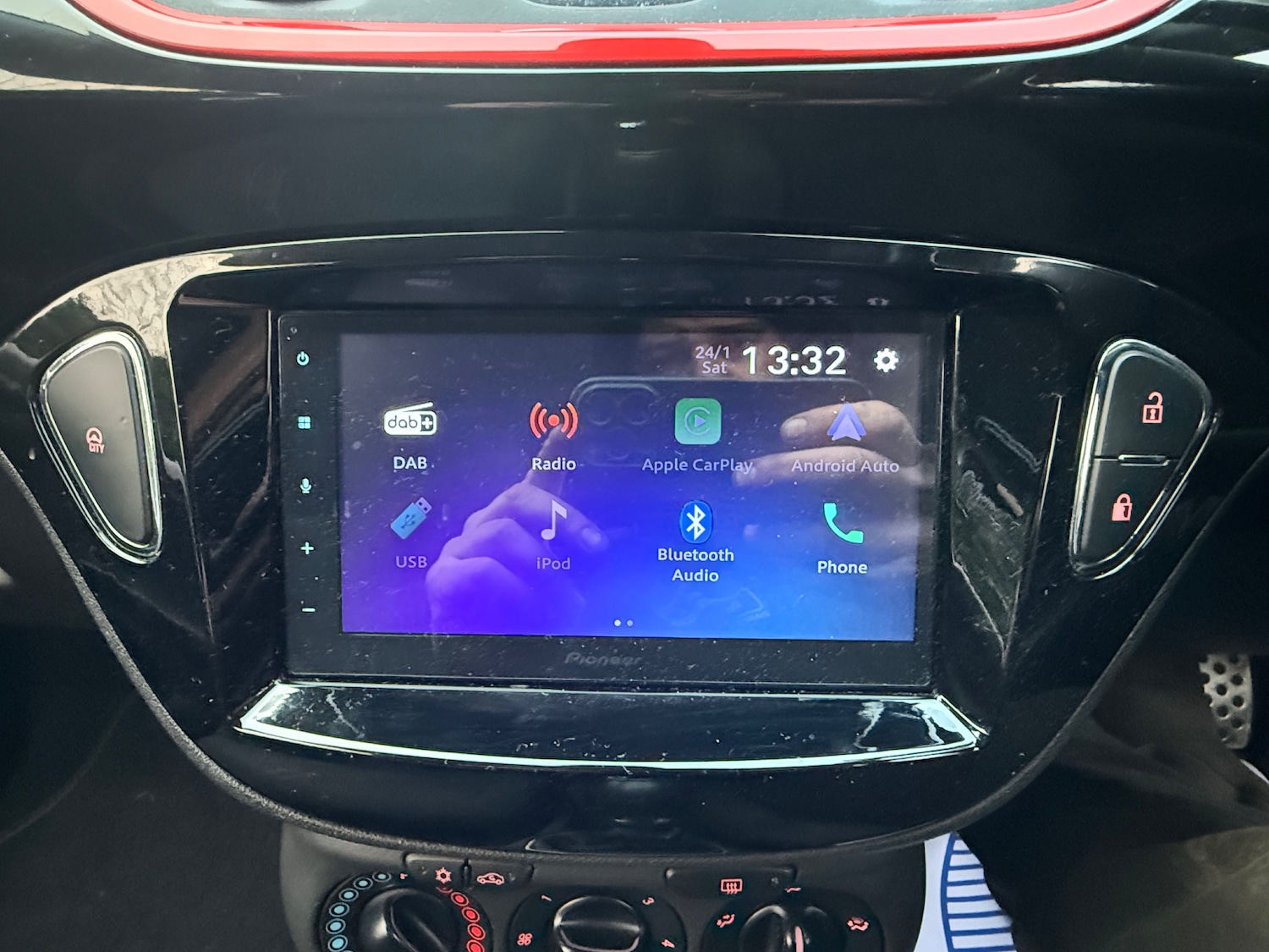 Used Vauxhall Corsa 2015 for sale - 77378286: Photo 16