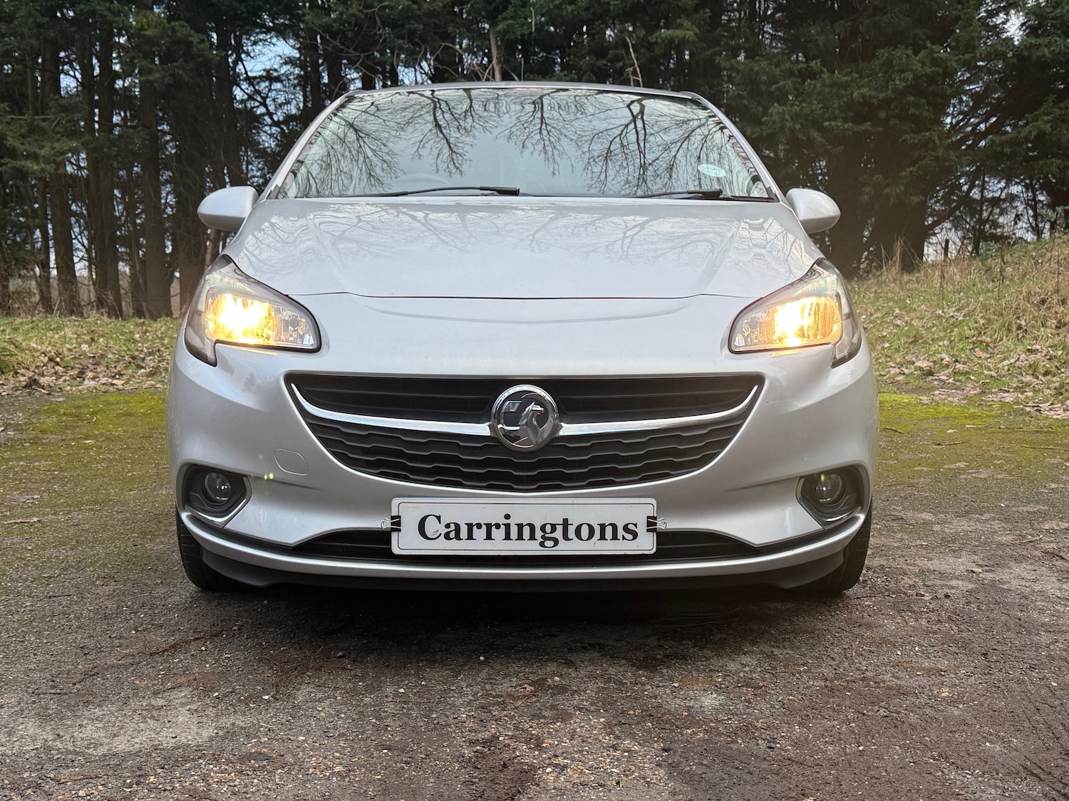Used Vauxhall Corsa 2015 for sale - 77378286: Photo 2