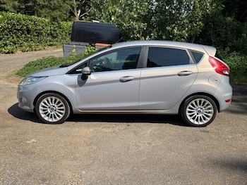 Used Ford Fiesta 2012 for sale - 79104831: Photo
