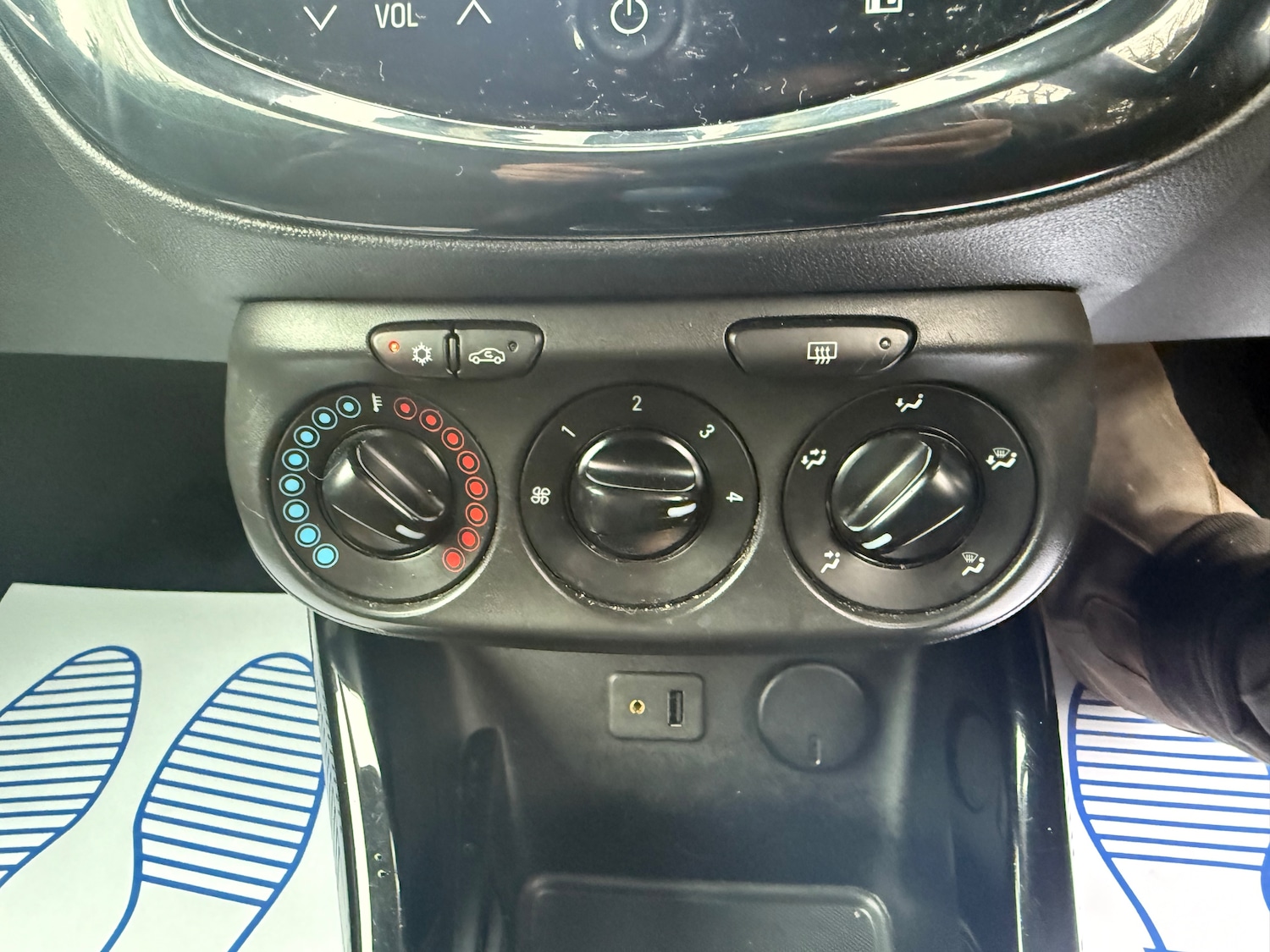 Used Vauxhall ADAM for sale - 77475094: Photo 14