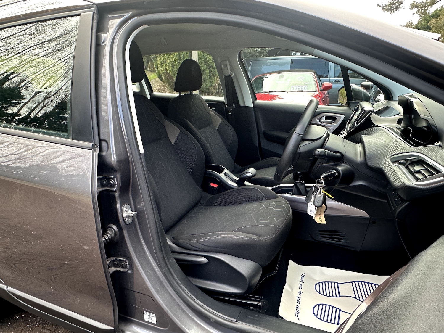 Used Peugeot 2008 2016 for sale - 77110152: Photo 9