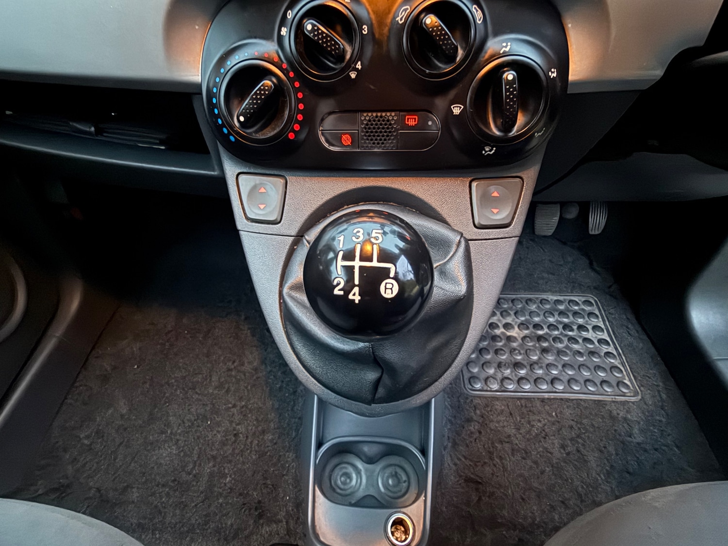 Used Fiat 500 2010 for sale - 77110147: Photo 13