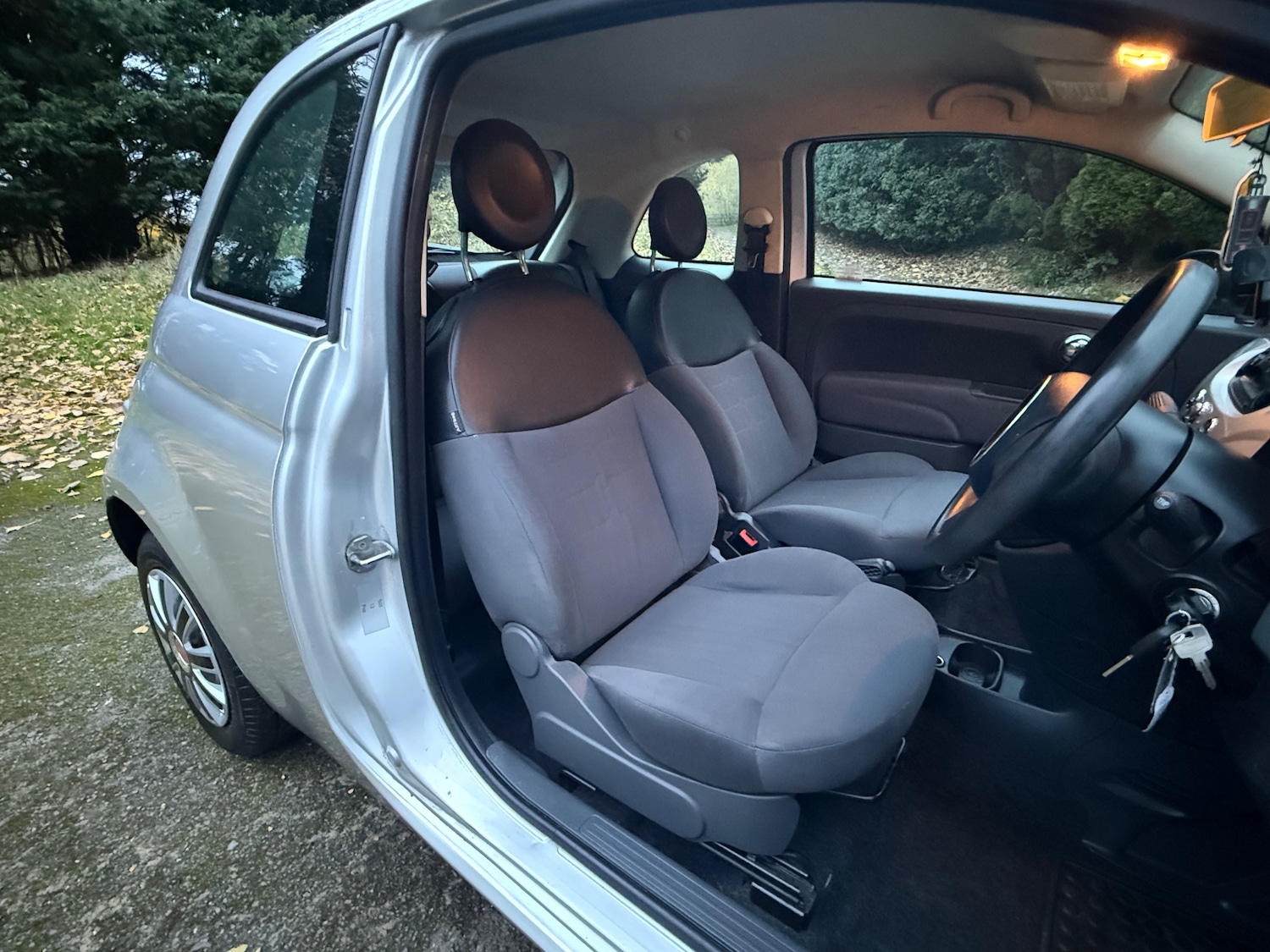 Used Fiat 500 2010 for sale - 77110147: Photo 9