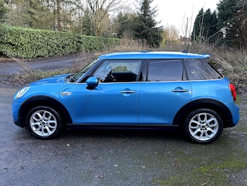 Used MINI Hatch 2018 for sale - 75618300: Photo