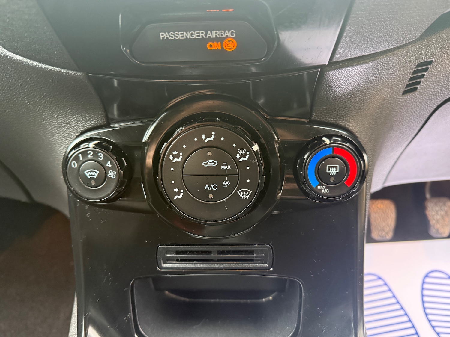 Used Ford Fiesta 2013 for sale - 77641776: Photo 15