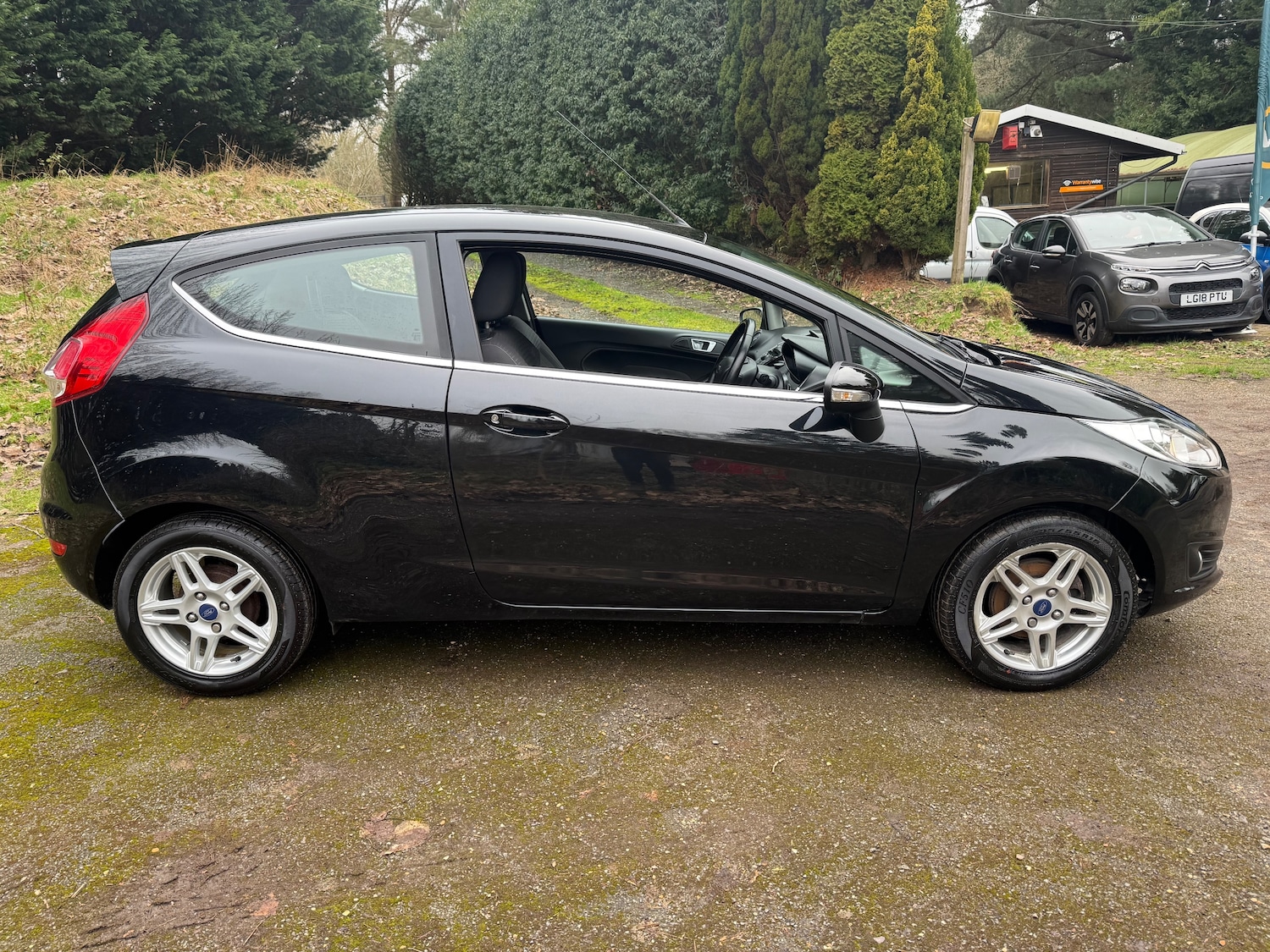 Used Ford Fiesta 2013 for sale - 77641776: Photo 8