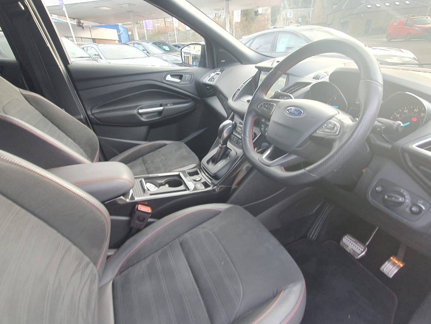 Used Ford Kuga 2019 for sale - 77493816: Photo 2