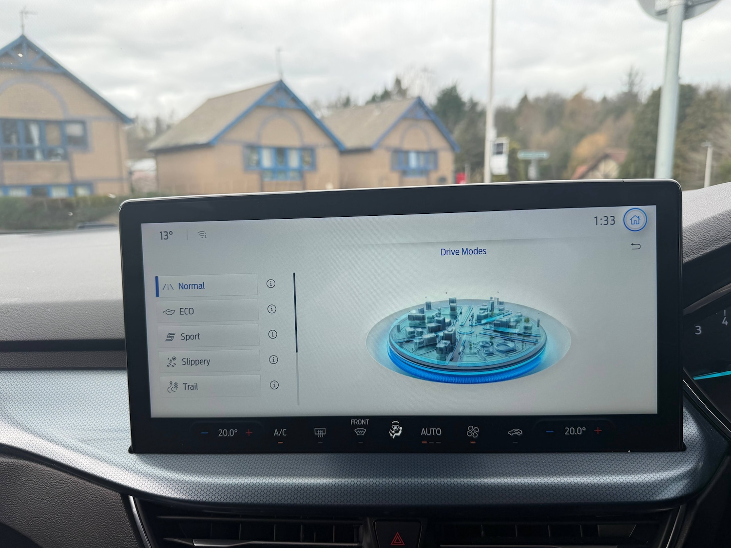 Used Ford Focus 2023 for sale - 77932904: Photo 19