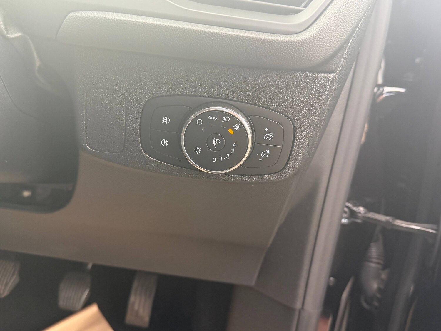 Used Ford Focus 2023 for sale - 77932904: Photo 95