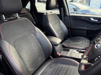 Used Ford Kuga 2022 for sale - 76244940: Photo 4
