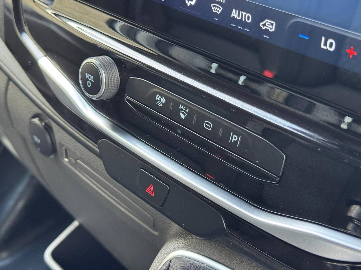 Used Ford Transit 2024 for sale - 77069939: Photo 30