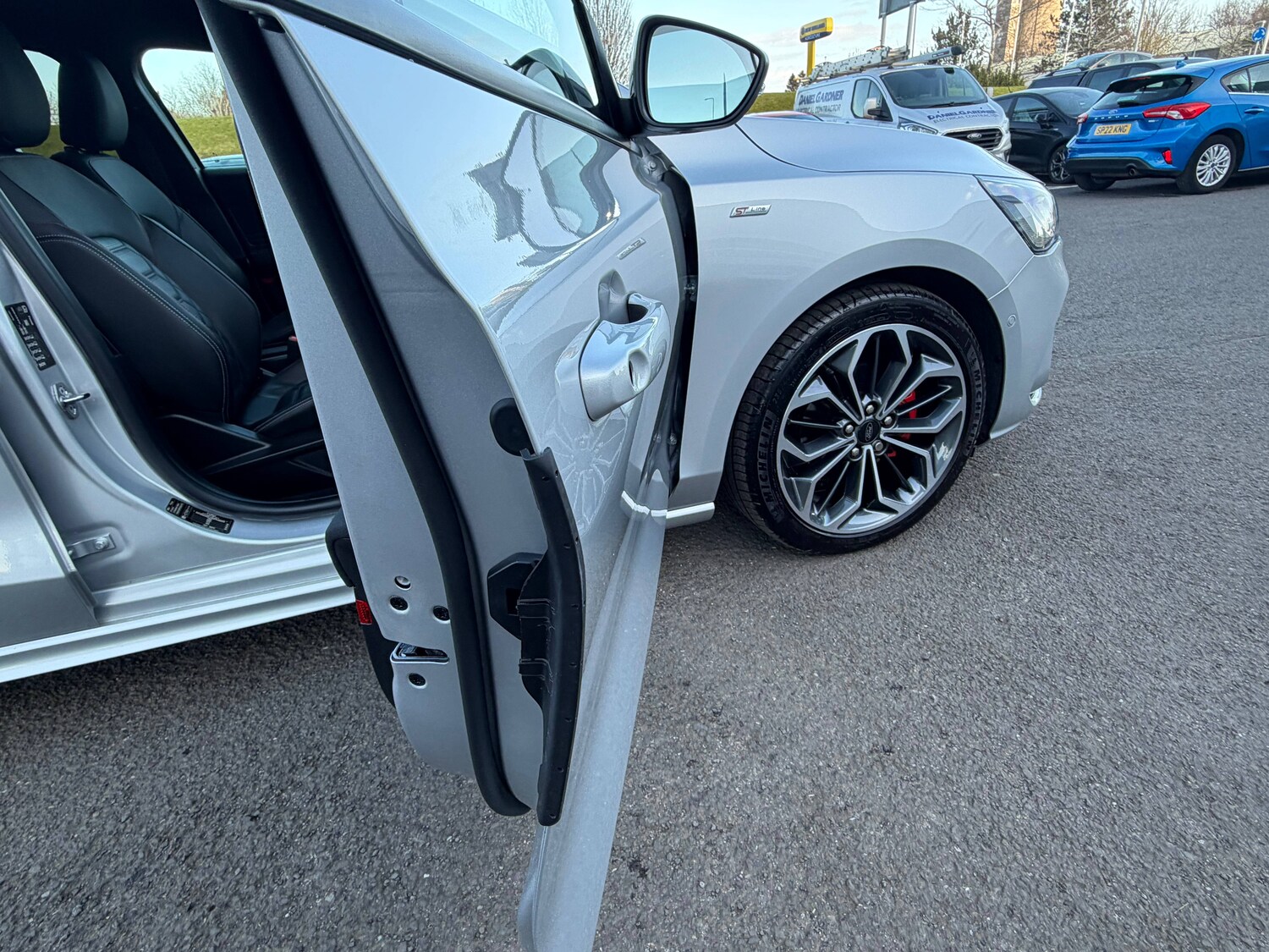 Used Ford Focus 2023 for sale - 77945792: Photo 12