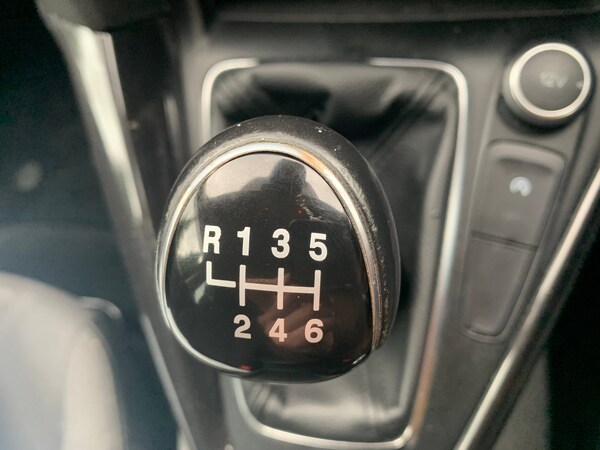 Used Ford Focus 2017 for sale - 76218853: Photo 17
