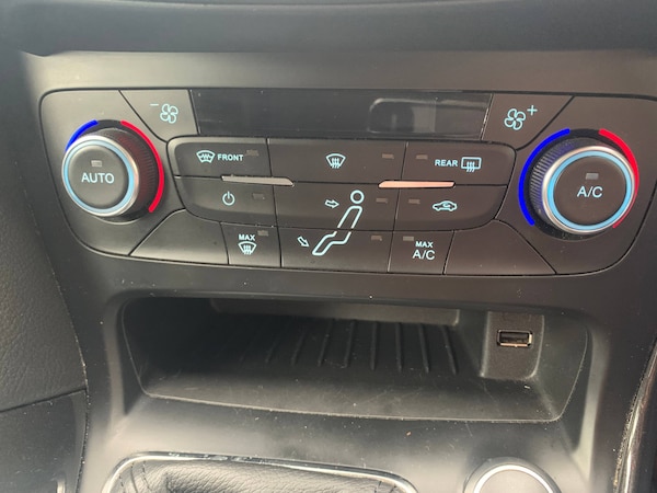 Used Ford Focus 2017 for sale - 76218853: Photo 18