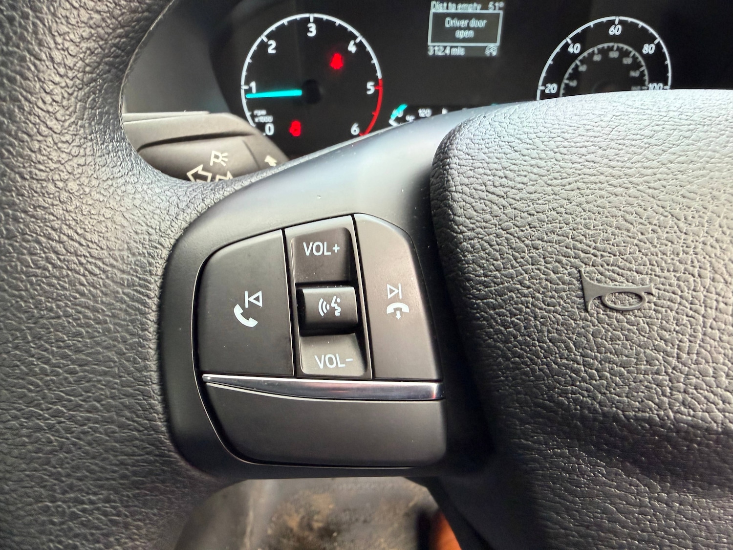 Used Ford Transit 2024 for sale - 76437213: Photo 18