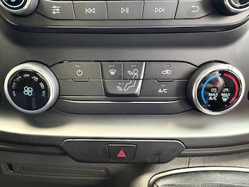 Used Ford Transit 2024 for sale - 76437213: Photo