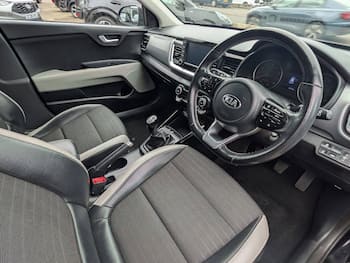 Used Kia Stonic 2019 for sale - 79721753: Photo