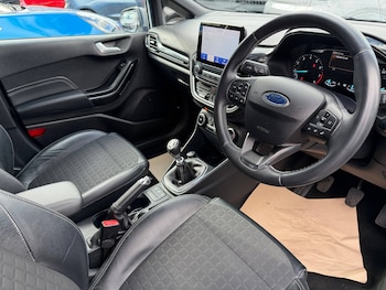 Used Ford Fiesta 2020 for sale - 76056396: Photo
