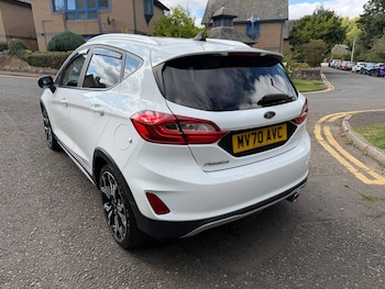Used Ford Fiesta 2020 for sale - 76056396: Photo