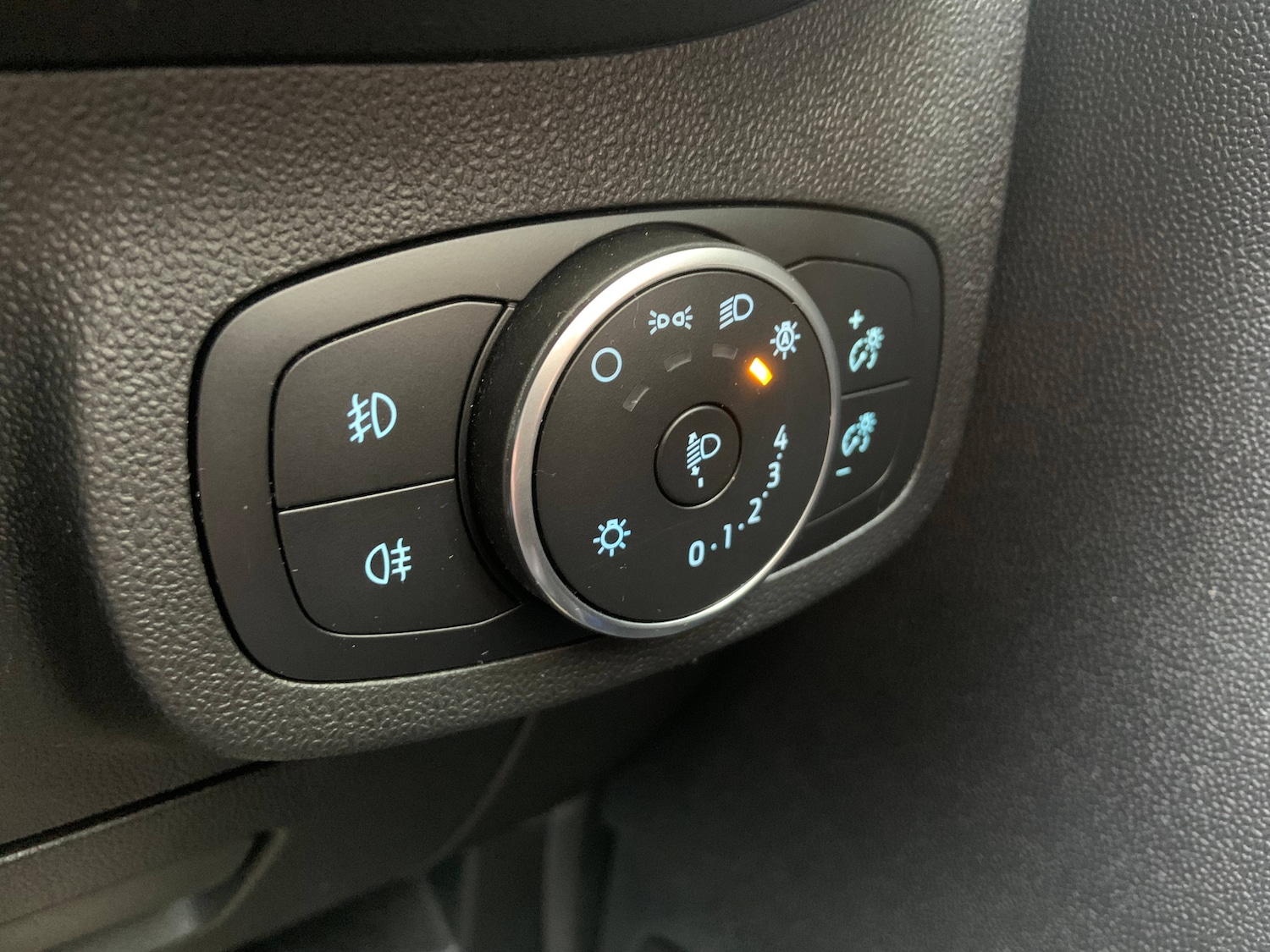 Used Ford Fiesta 2019 for sale - 76320671: Photo 26