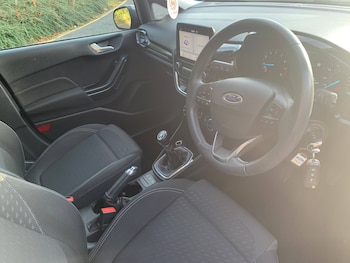 Used Ford Fiesta 2019 for sale - 76218852: Photo 4