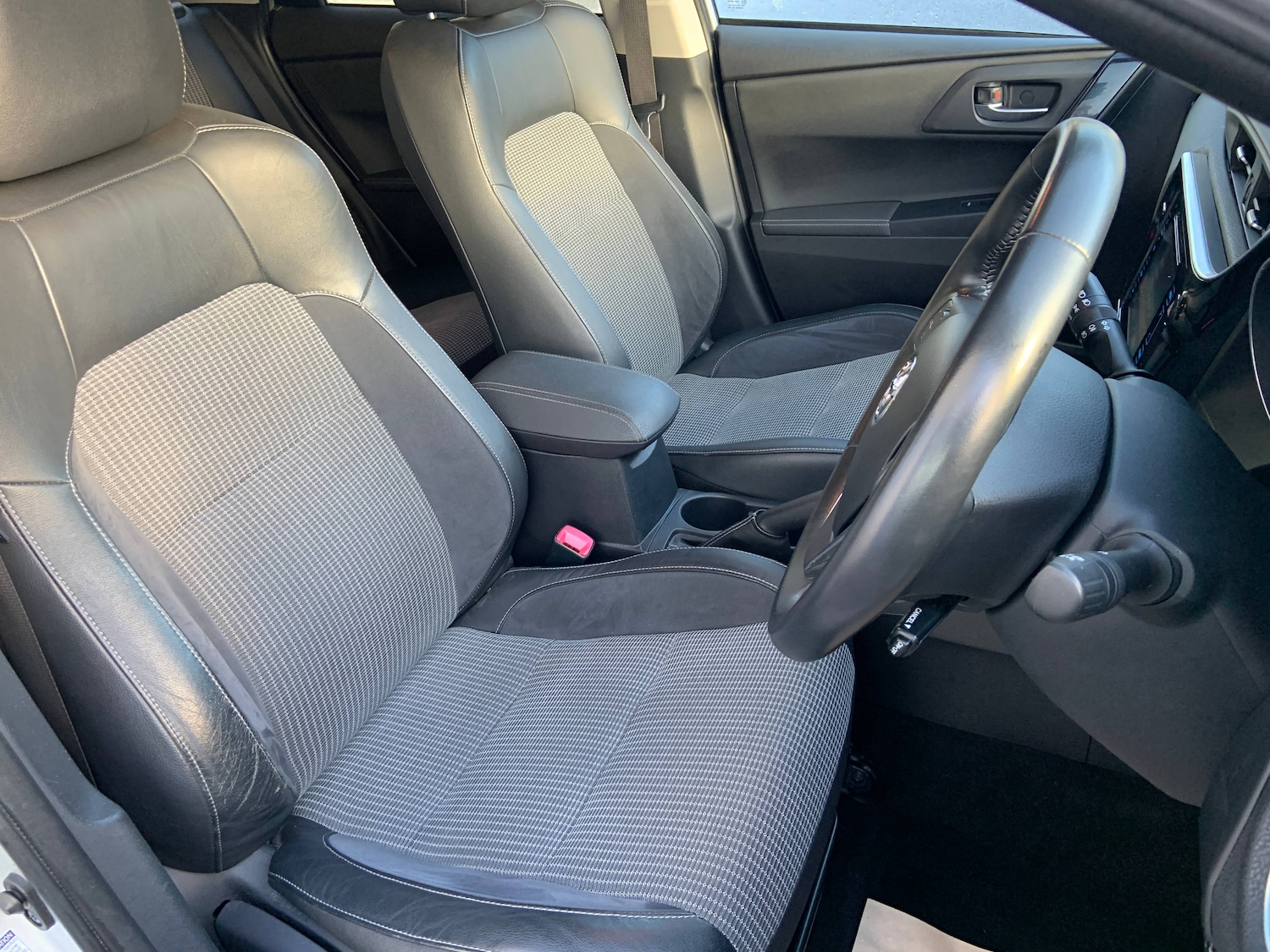 Used Toyota Auris 2016 for sale - 77408803: Photo 11