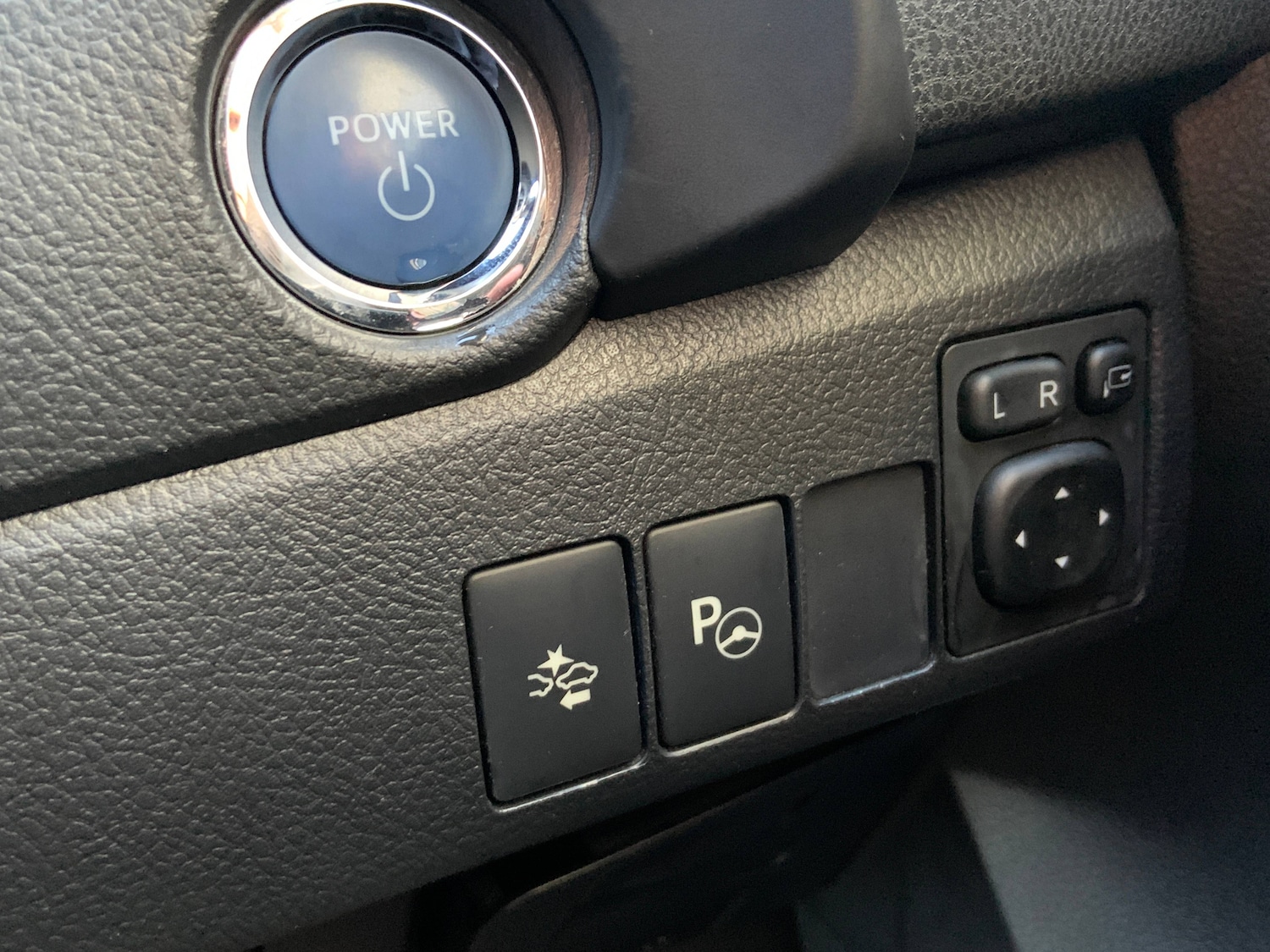 Used Toyota Auris 2016 for sale - 77408803: Photo 24