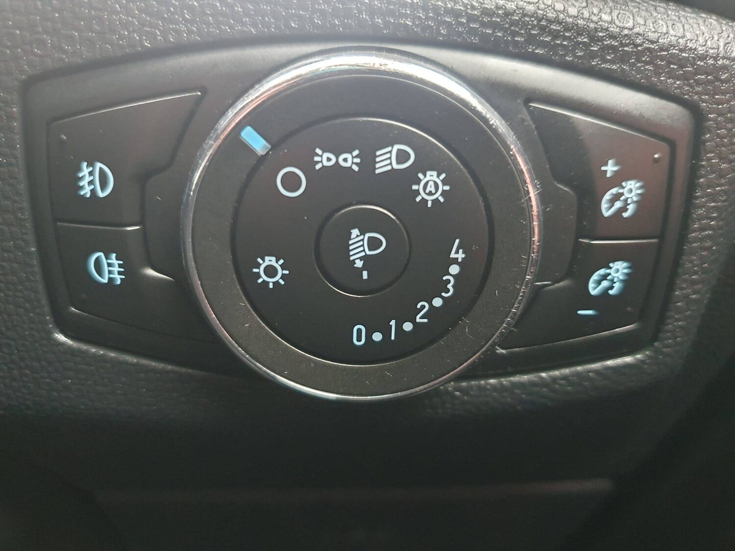 Used Ford Ecosport for sale - 77940936: Photo 28