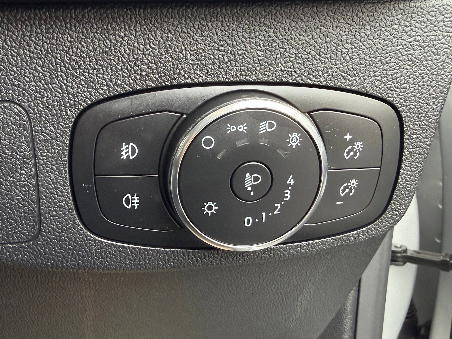 Used Ford Focus 2023 for sale - 77408802: Photo 10