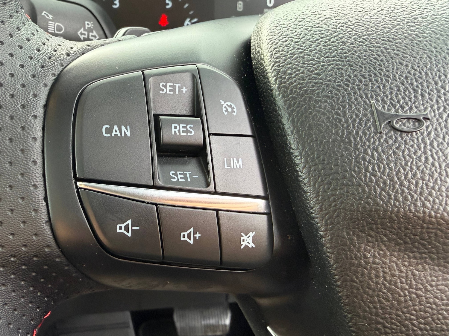 Used Ford Focus 2023 for sale - 77408802: Photo 14