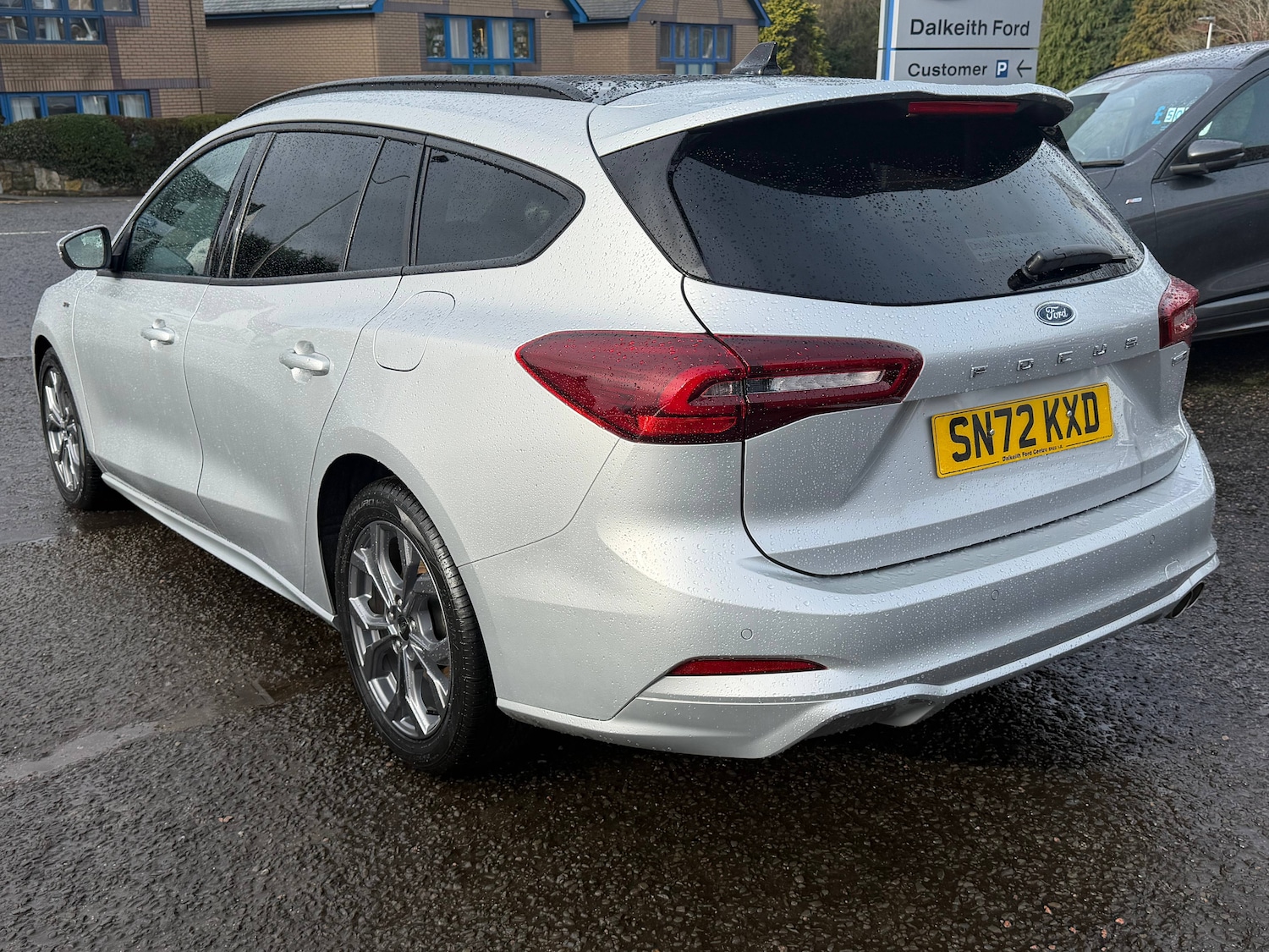 Used Ford Focus 2023 for sale - 77408802: Photo 3