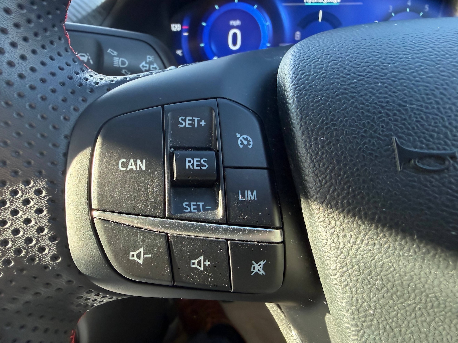 Used Ford Puma 2023 for sale - 76385331: Photo 15