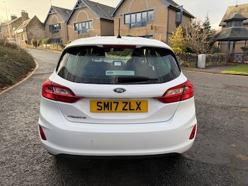 Used Ford Fiesta 2017 for sale - 76807292: Photo