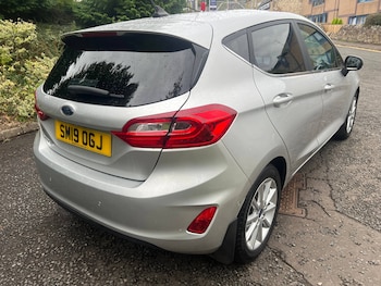 Used Ford Fiesta 2019 for sale - 76017899: Photo 4