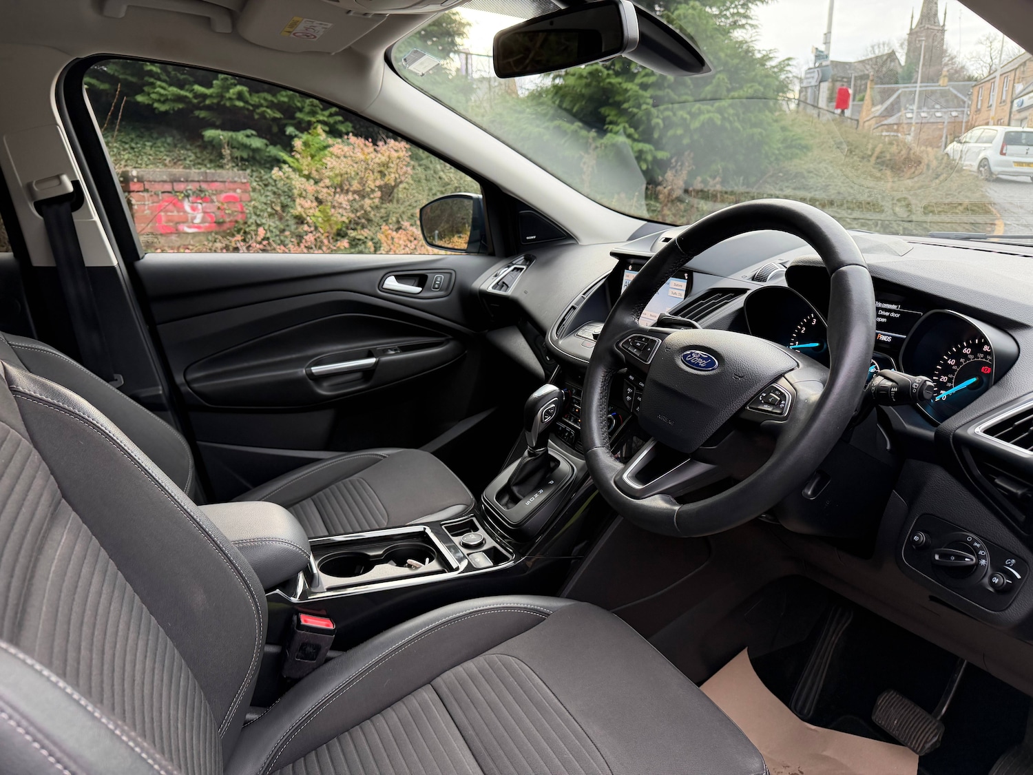 Used Ford Kuga 2019 for sale - 77301529: Photo 2