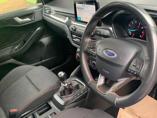 Used Ford Focus 2019 for sale - 76028708: Photo 2