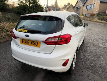Used Ford Fiesta 2018 for sale - 76807291: Photo
